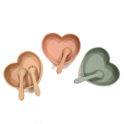 Food Grade FDA Heart Shaped Dinner Silikonowa płytka dla niemowląt dostosowana za pomocą łyżki
