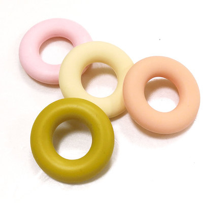 Pierścień Donut Shaped Silikonowe Koraliki Gryzak SGS 4.2*4.2*0.9cm Dla Dziecka