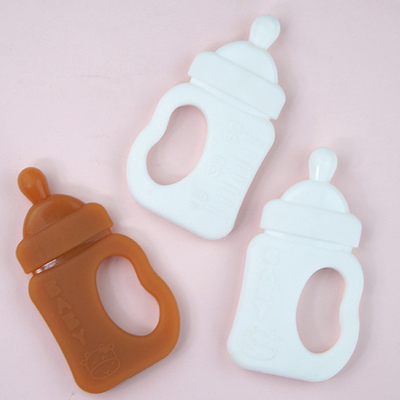 FDA BPA Free Baby Produkty silikonowe Butelka mleka Gryzak 10,5 * 5,5 * 1,5 cm Z pudełkiem